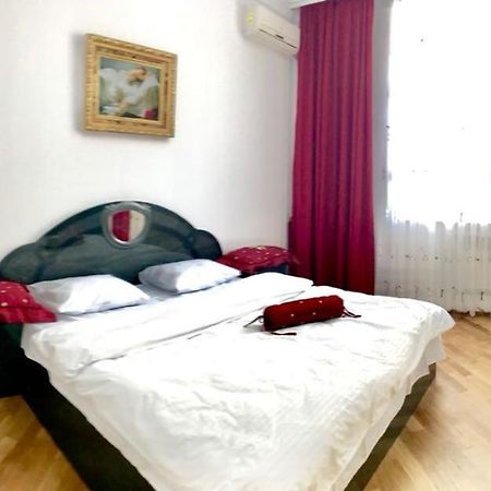 Calm Center Of Baku Apartment Exterior photo